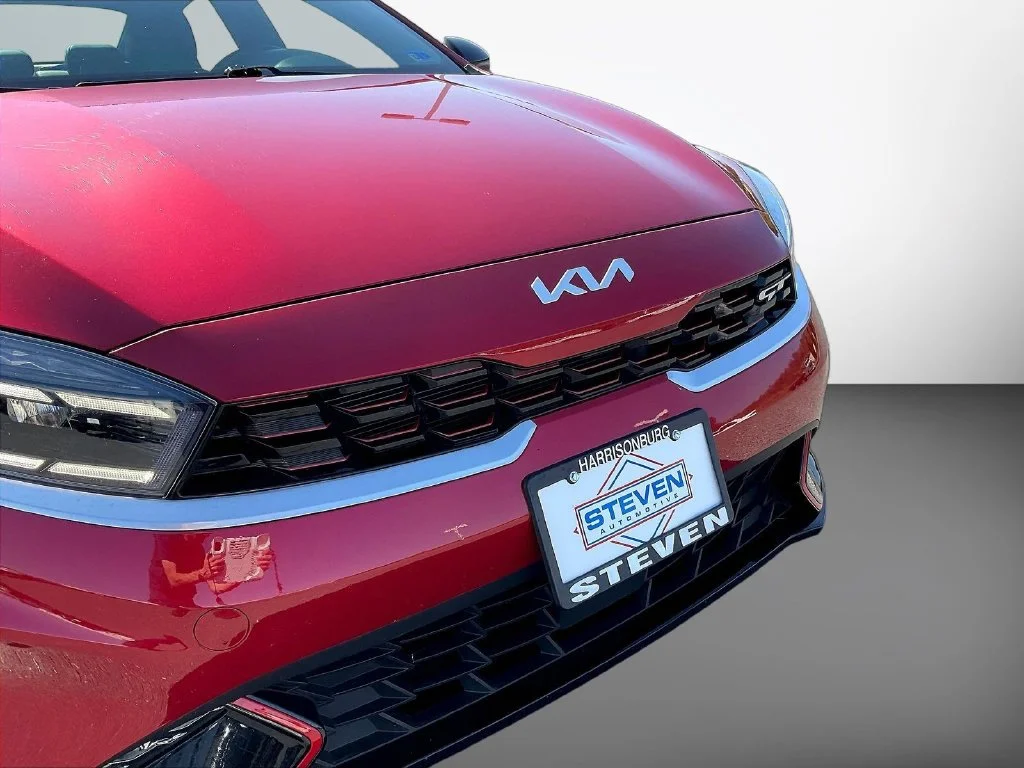 Used 2023 Red Kia GT image 37
