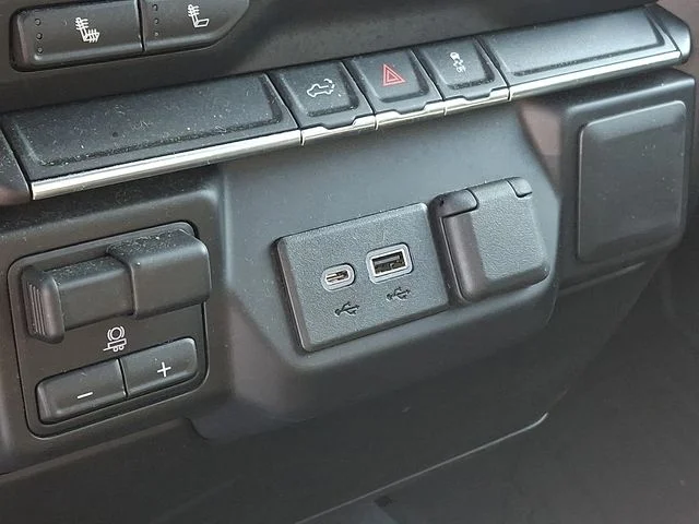 Used 2022 Blue GMC SLE image 24