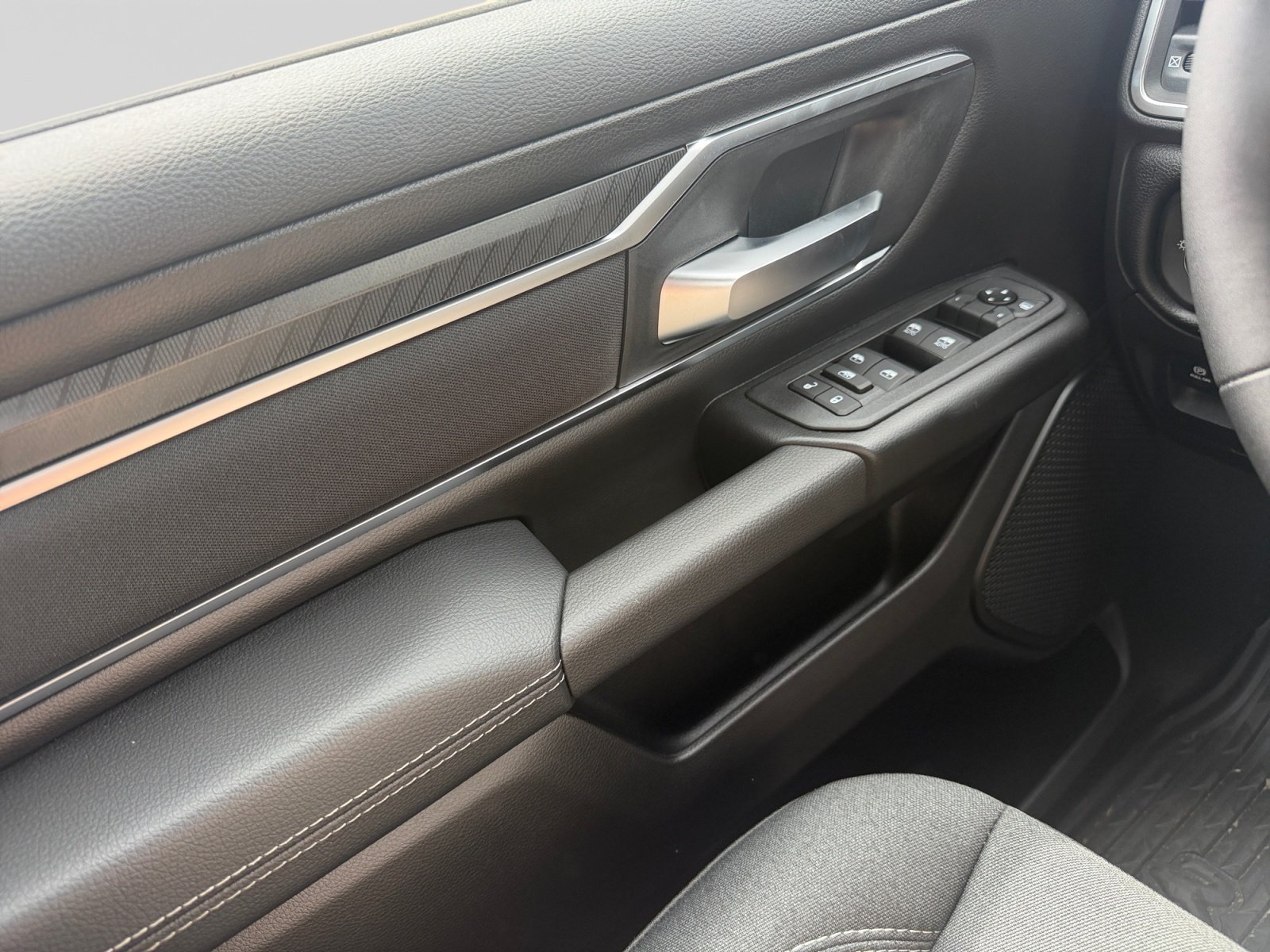 2026 RAM 1500 Big Horn/Lone Star - Photo 17
