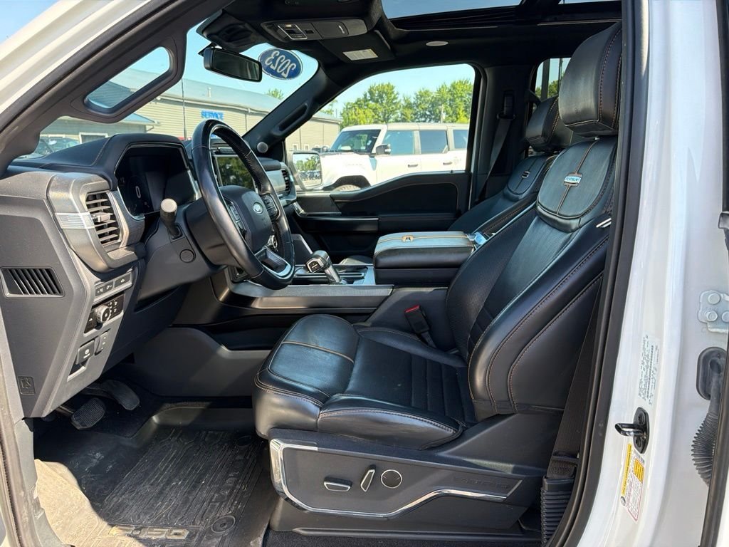 Used 2023 White Ford Platinum image 17