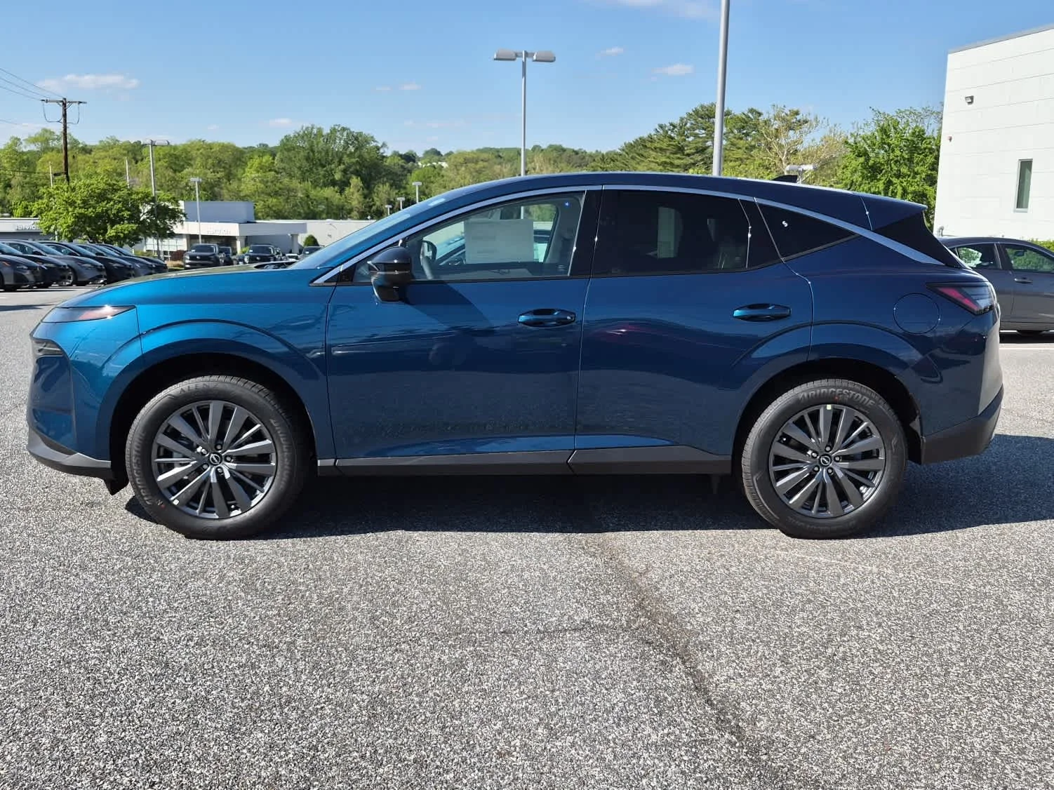New 2026 Aurora Blue Pearl Metallic Nissan SL image 5