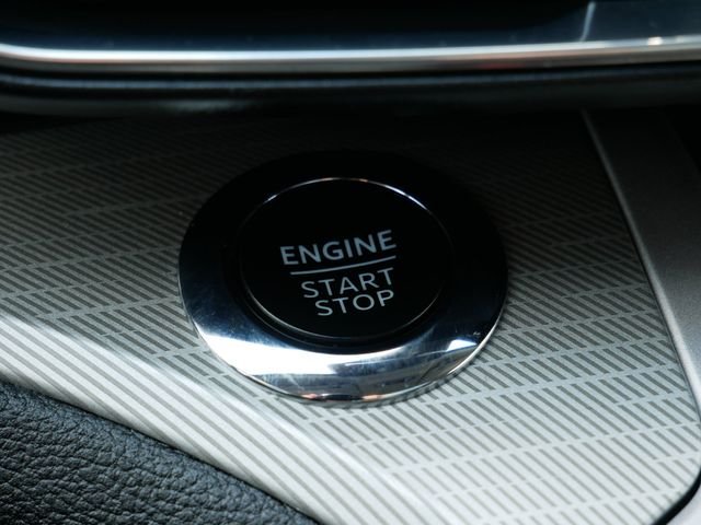 Certified Used 2024 Black Metallic Ford XLT image 28