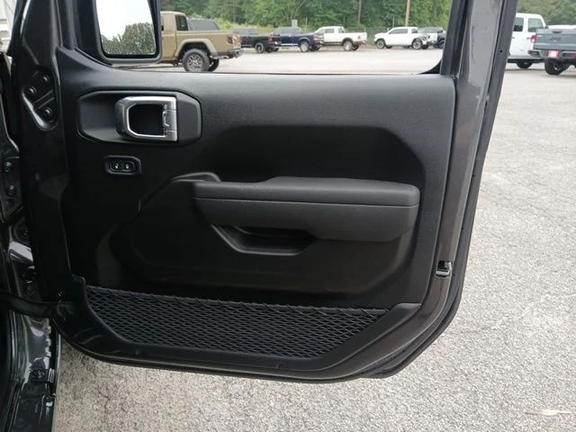 New 2026 Granite Crystal Metallic Clear-Coat Exterior Paint Jeep 85th Anniversary Edition image 31