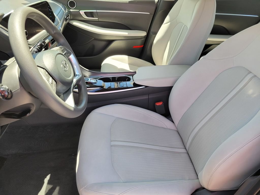 Certified Used 2023 Silver Hyundai SEL image 16