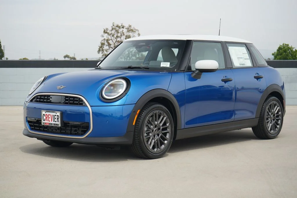 2026 MINI Hardtop's photo