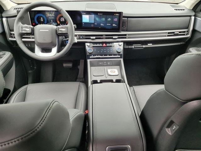 New 2026 Silver Hyundai SEL FWD image 37