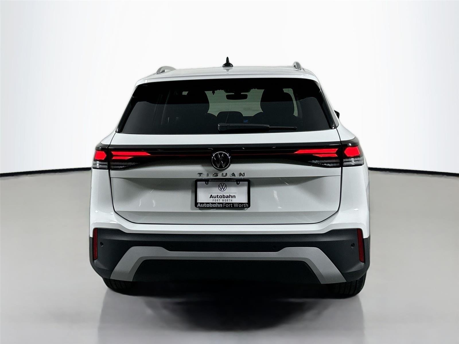 2025 Volkswagen Tiguan S - Photo 6