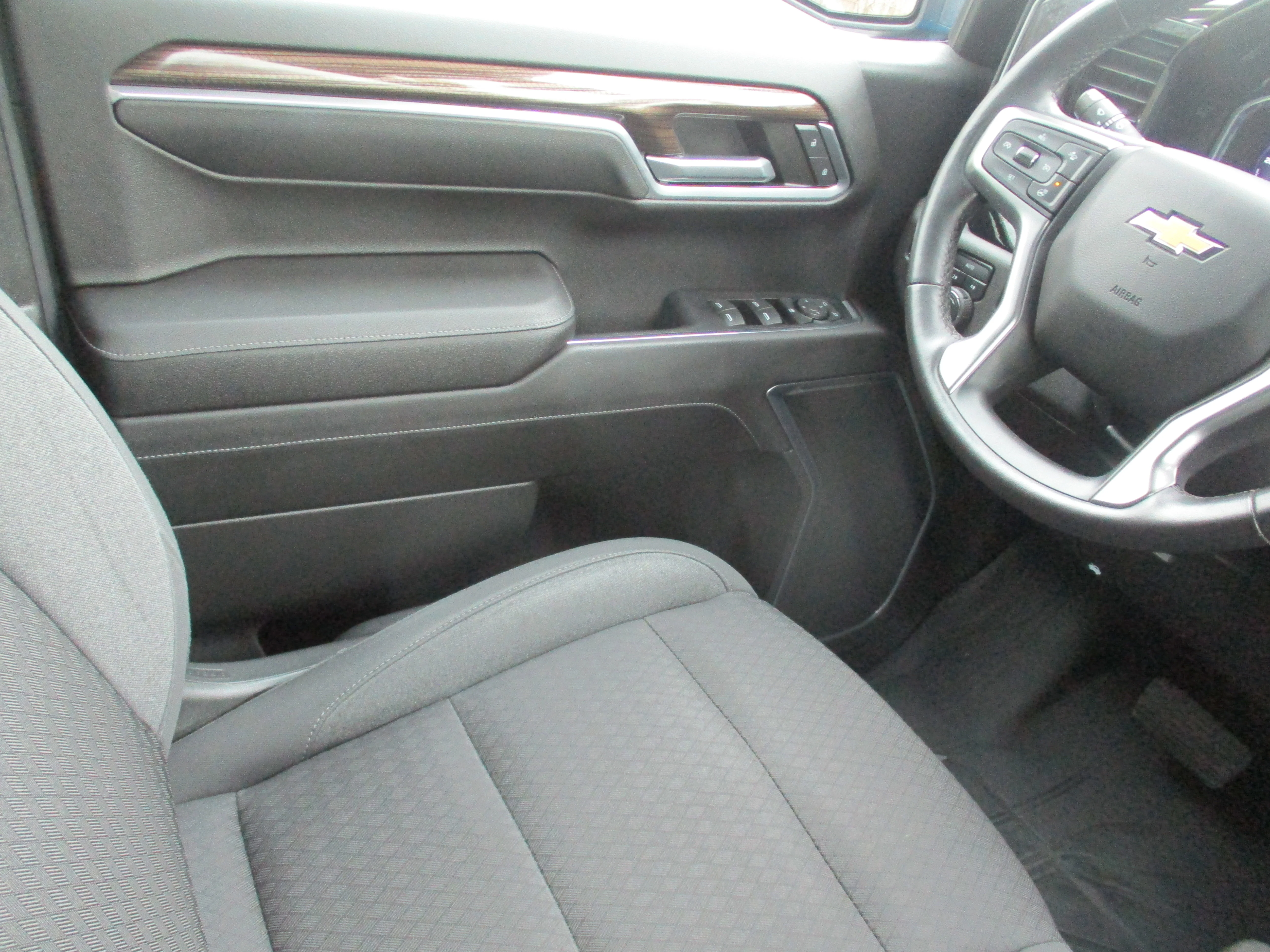 Used 2023 Glacier Blue Metallic Chevrolet LT image 41