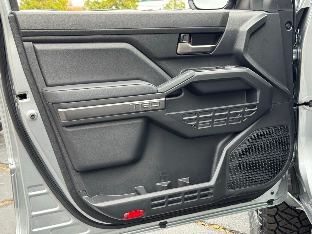 2025 Toyota Tacoma TRD Off Road - Photo 17