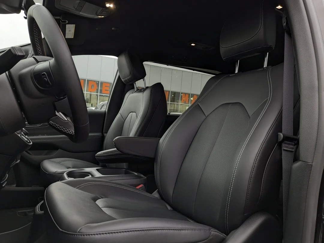 New 2026 Black Chrysler SXT - - FWD - Power Liftgate - Power Sliding Doors - Leather & More! image 14