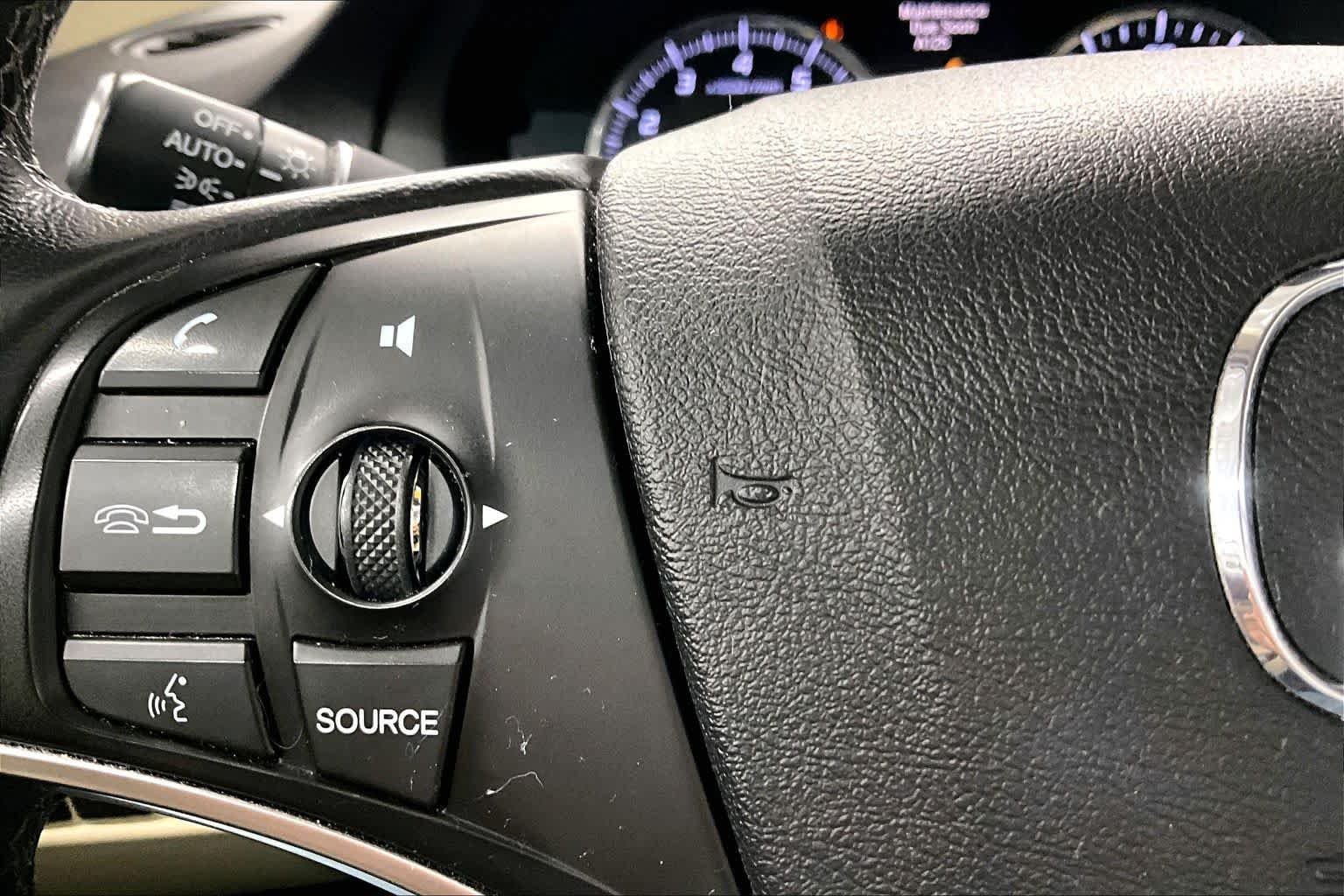 Used 2016 Forest Mist Metallic Acura w/Advance image 23