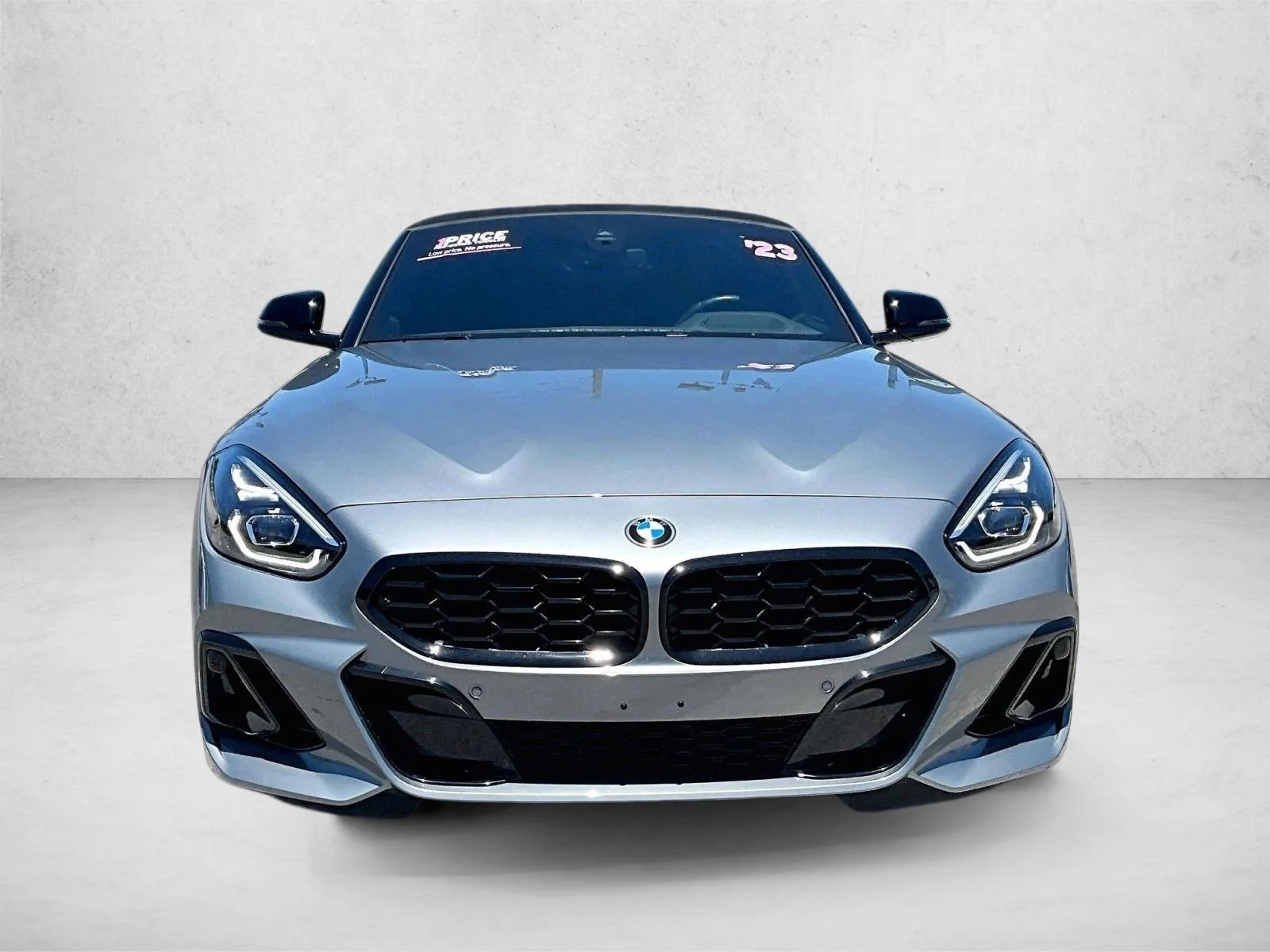 Used 2023 Skyscraper Grey Metallic BMW sDrive30i image 3