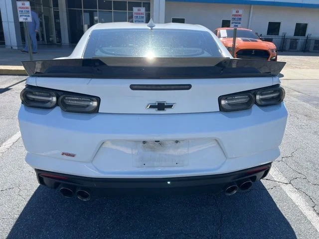Used 2022 White Chevrolet LT1 image 6