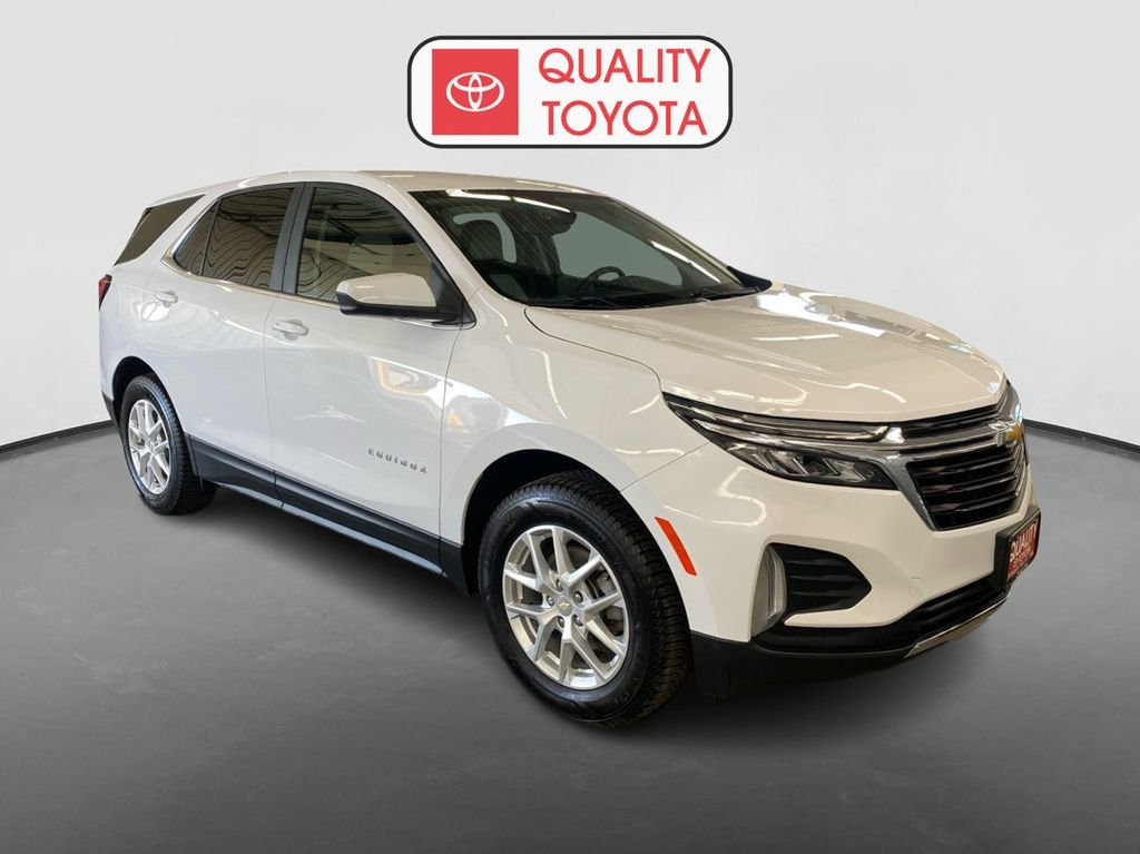 Used 2022 Chevrolet Equinox LT with VIN 3GNAXUEV7NL179988 for sale in Fergus Falls, Minnesota