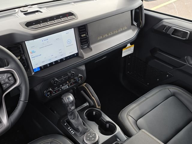 New 2026 Avalanche Gray Ford Badlands® image 31