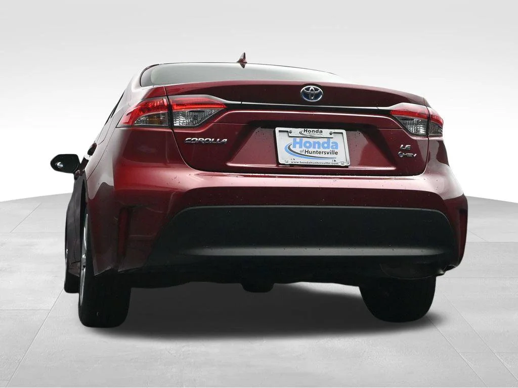 2025 Toyota Corolla LE - Photo 40