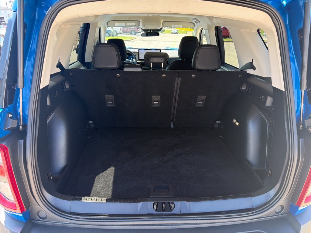 Used 2025 Blue Ford Big Bend image 9