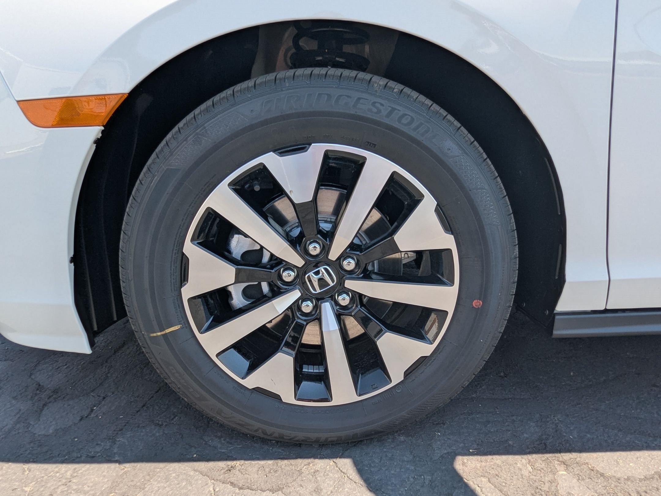 New 2026 Platinum White Pearl Honda EX-L image 26