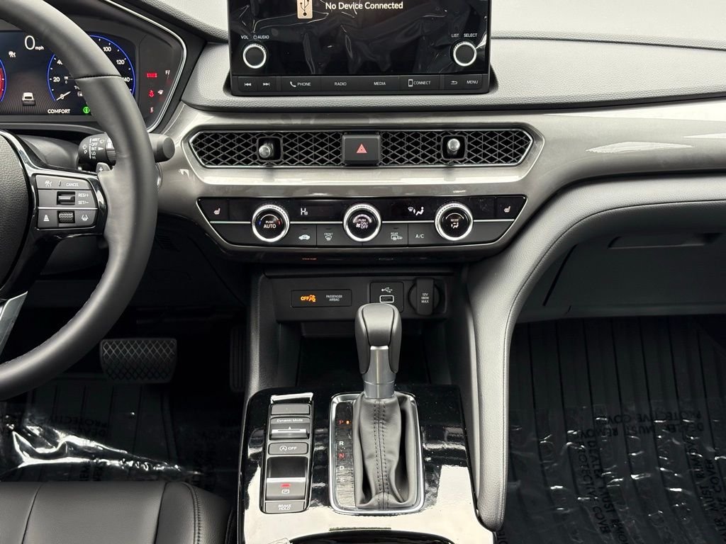 New 2025 Liquid Carbon Metallic Acura Base image 17