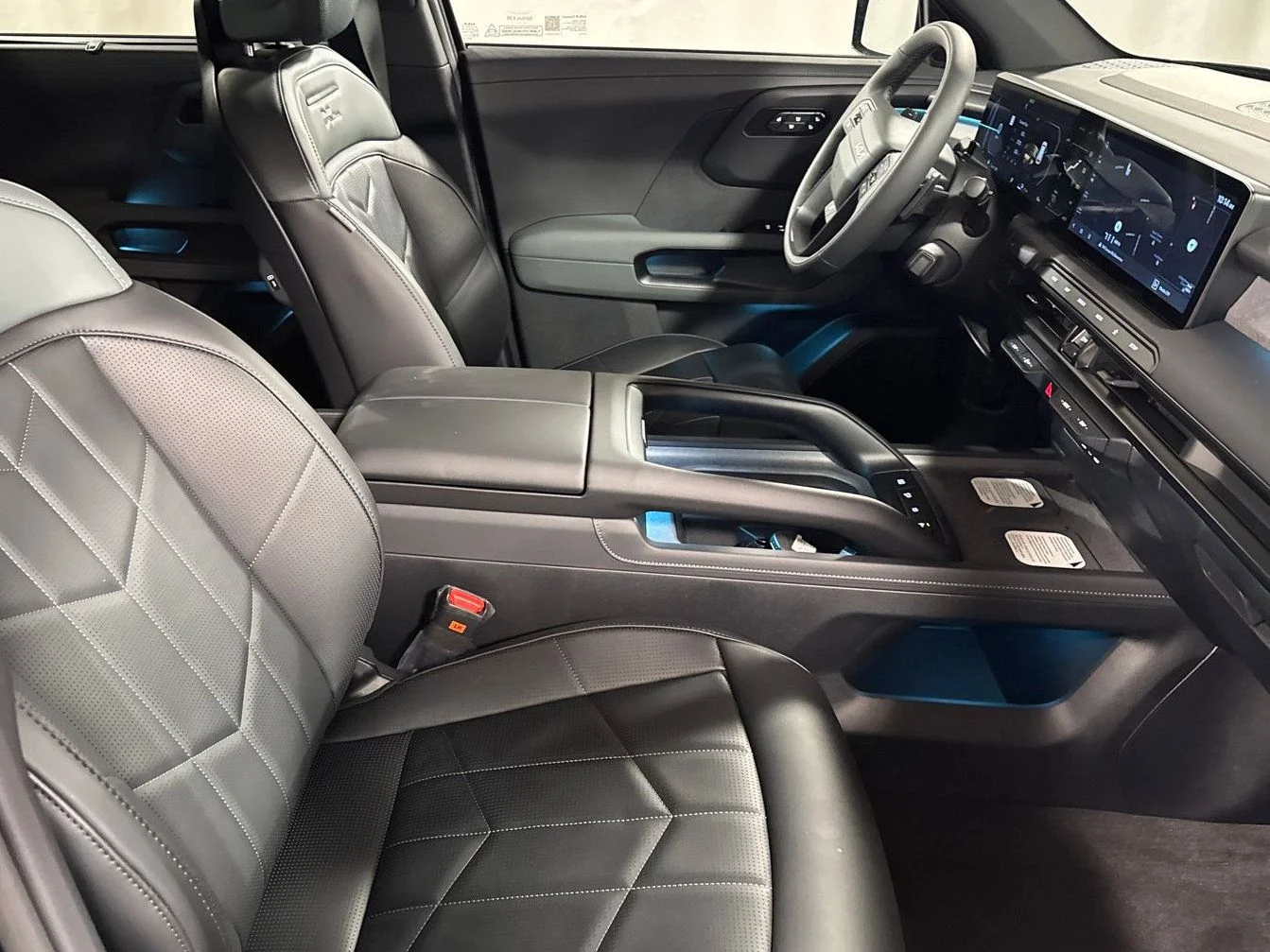 New 2027 Glacial White Pearl Kia X-Line SX image 27