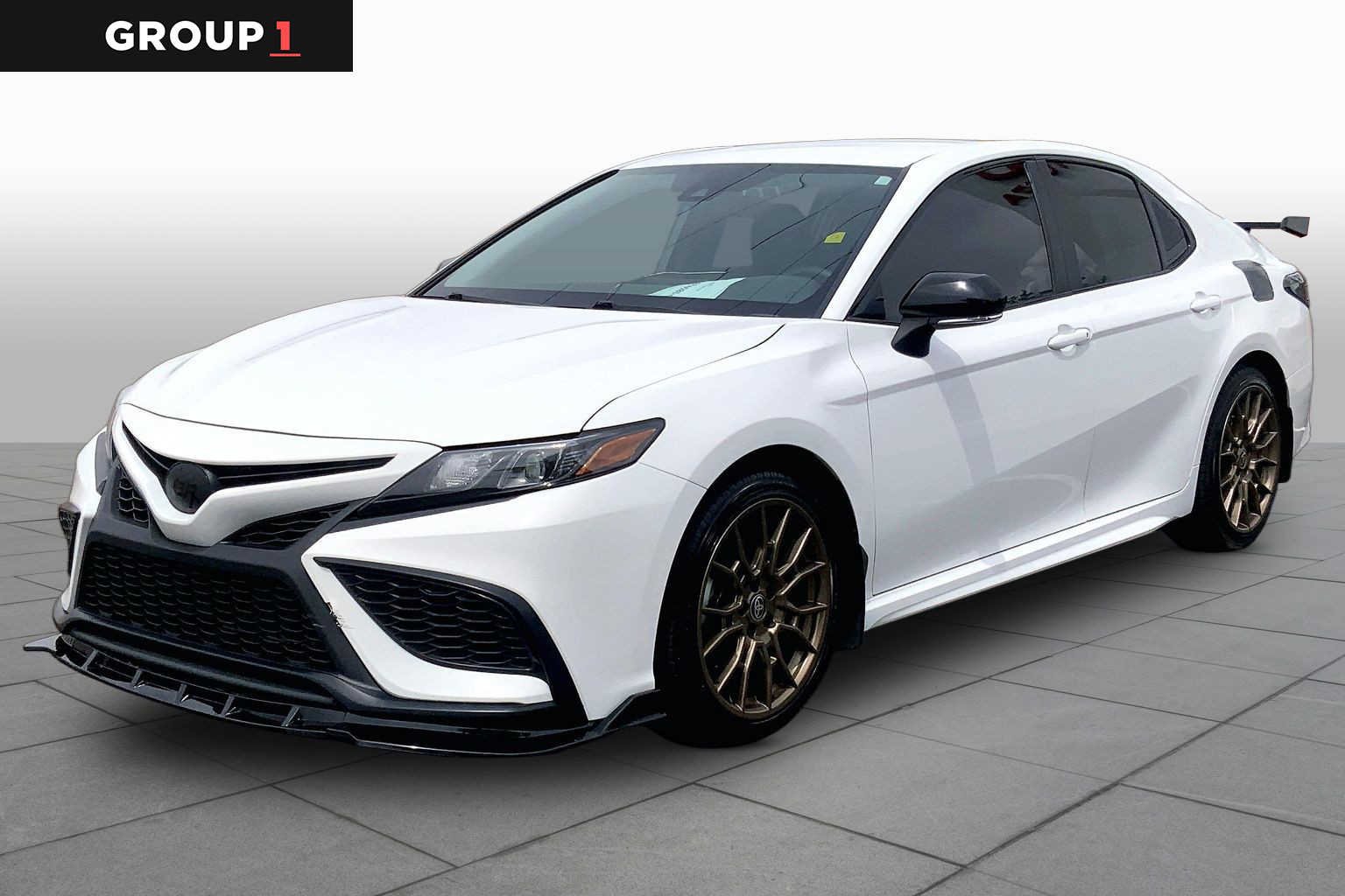 2023 Toyota Camry SE Nightshade AWD's photo
