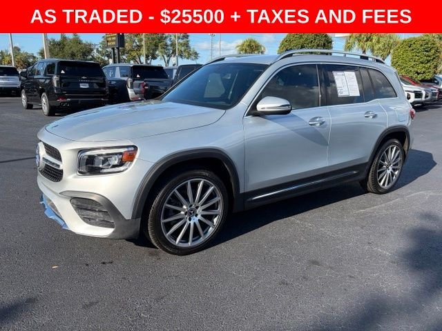 Used 2021 Silver Mercedes-Benz GLB 250 image 3