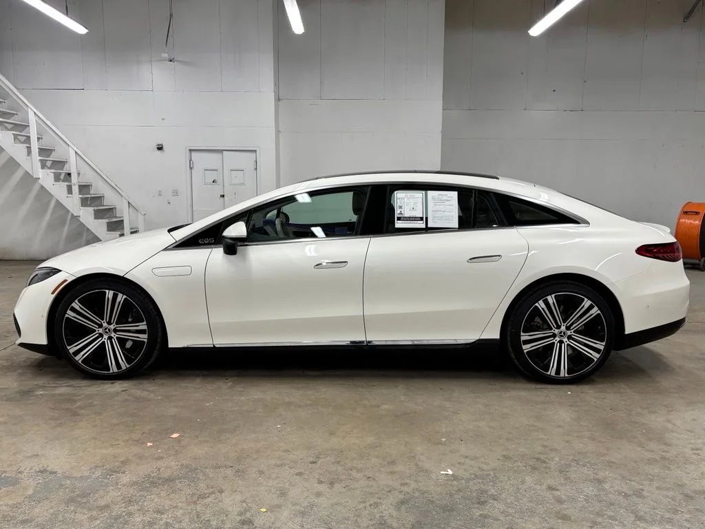 Certified Used 2023 White Mercedes-Benz 450 image 4