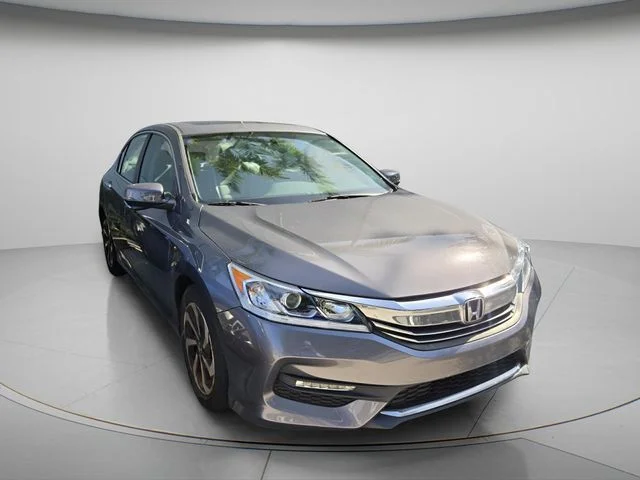 Used 2017 Gray Honda EX-L image 4