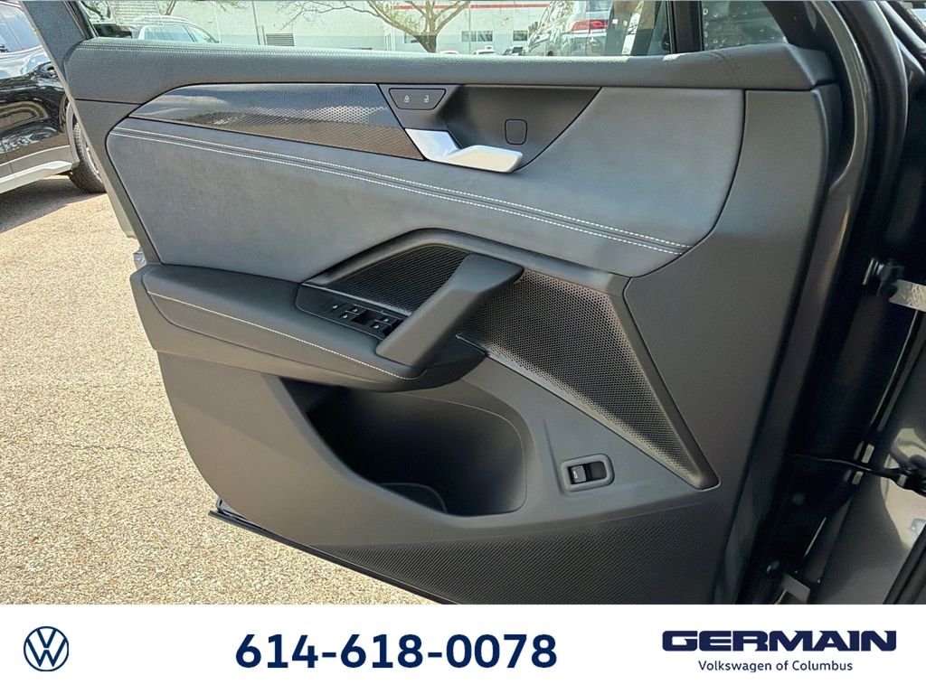 New 2026 Platinum Gray Metallic Volkswagen 2.0T SE image 19