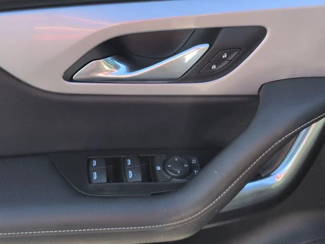 Used 2023 Gray Chevrolet LT image 13