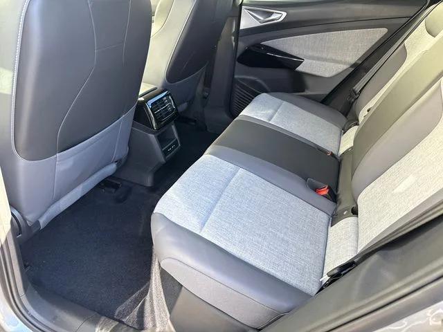 2026 Volkswagen ID.4 PRO - Photo 36
