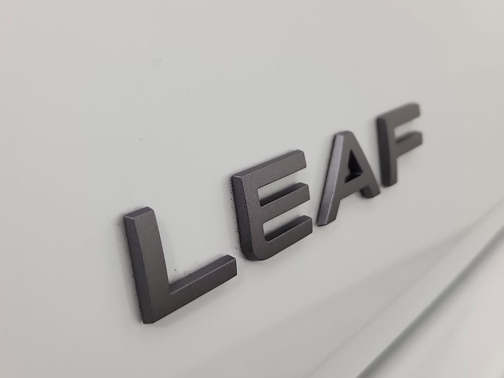 New 2026 White Nissan SV+ image 8