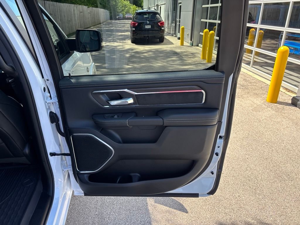 New 2026 Bright White Clear-Coat Exterior Paint RAM Laramie image 33