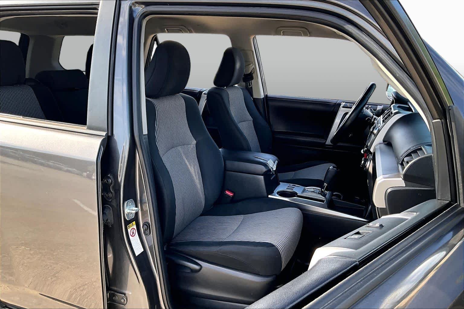 Pre-Owned 2016 Toyota 4Runner SR5