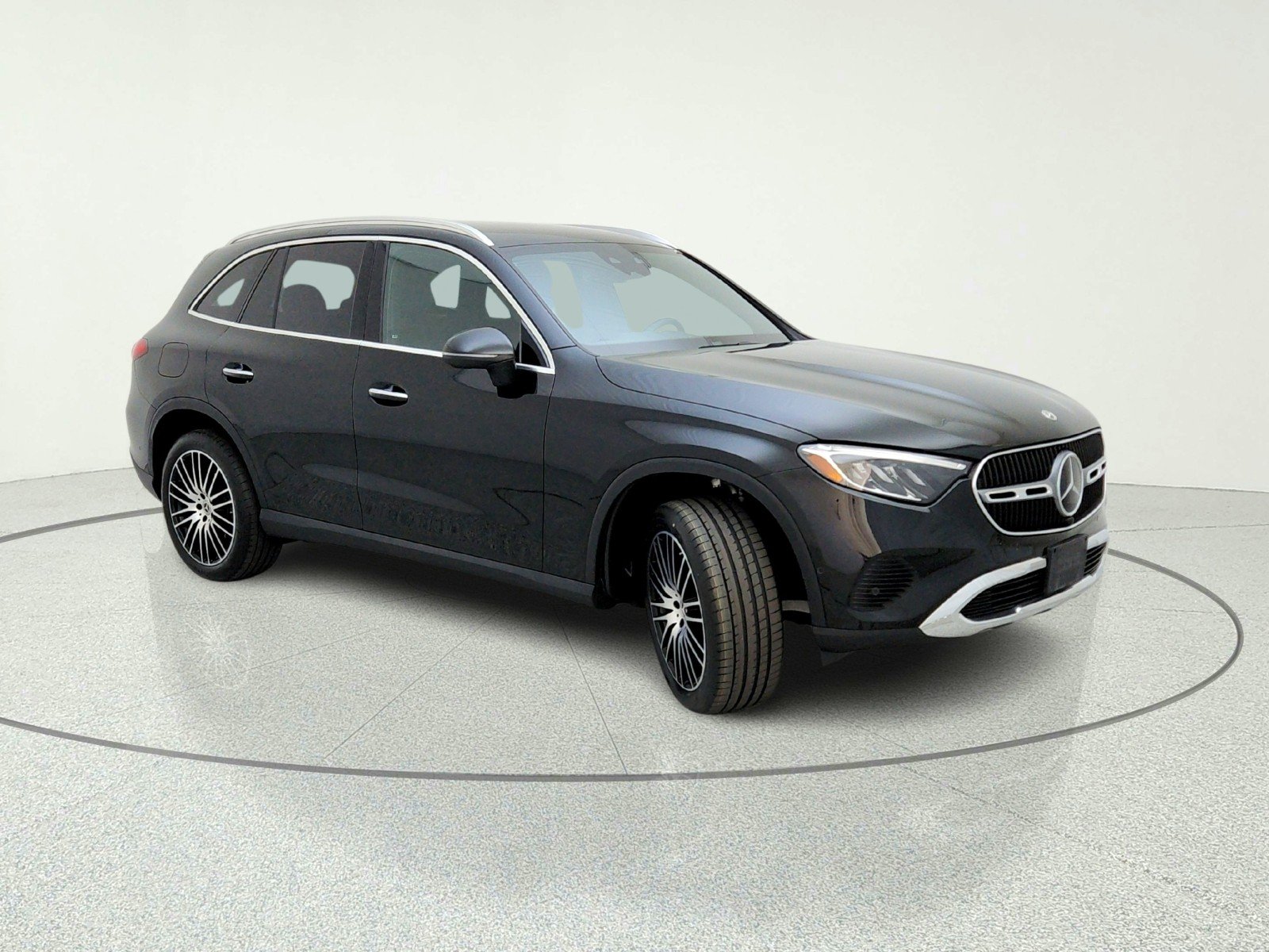 Certified Used 2023 Black Mercedes-Benz GLC 300 image 5