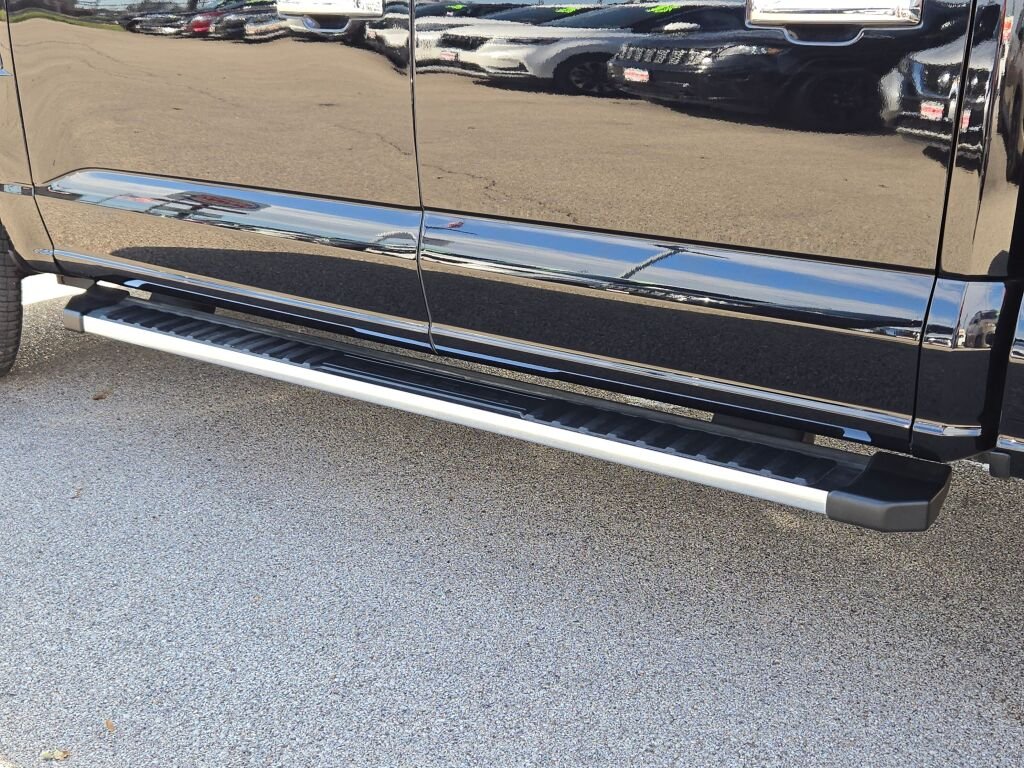 Used 2024 Black Ford XLT image 15