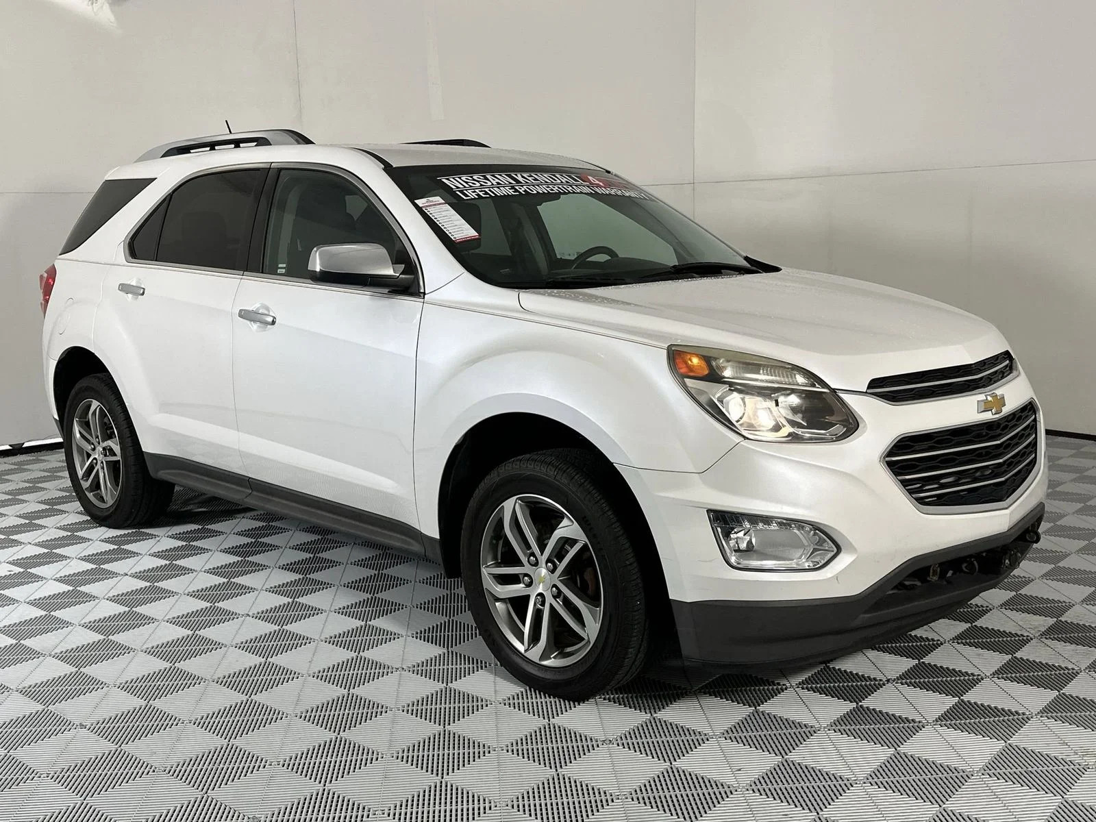 Used 2017 Chevrolet Equinox Premier with VIN 2GNALDEK4H1568403 for sale in Palmetto Bay, FL