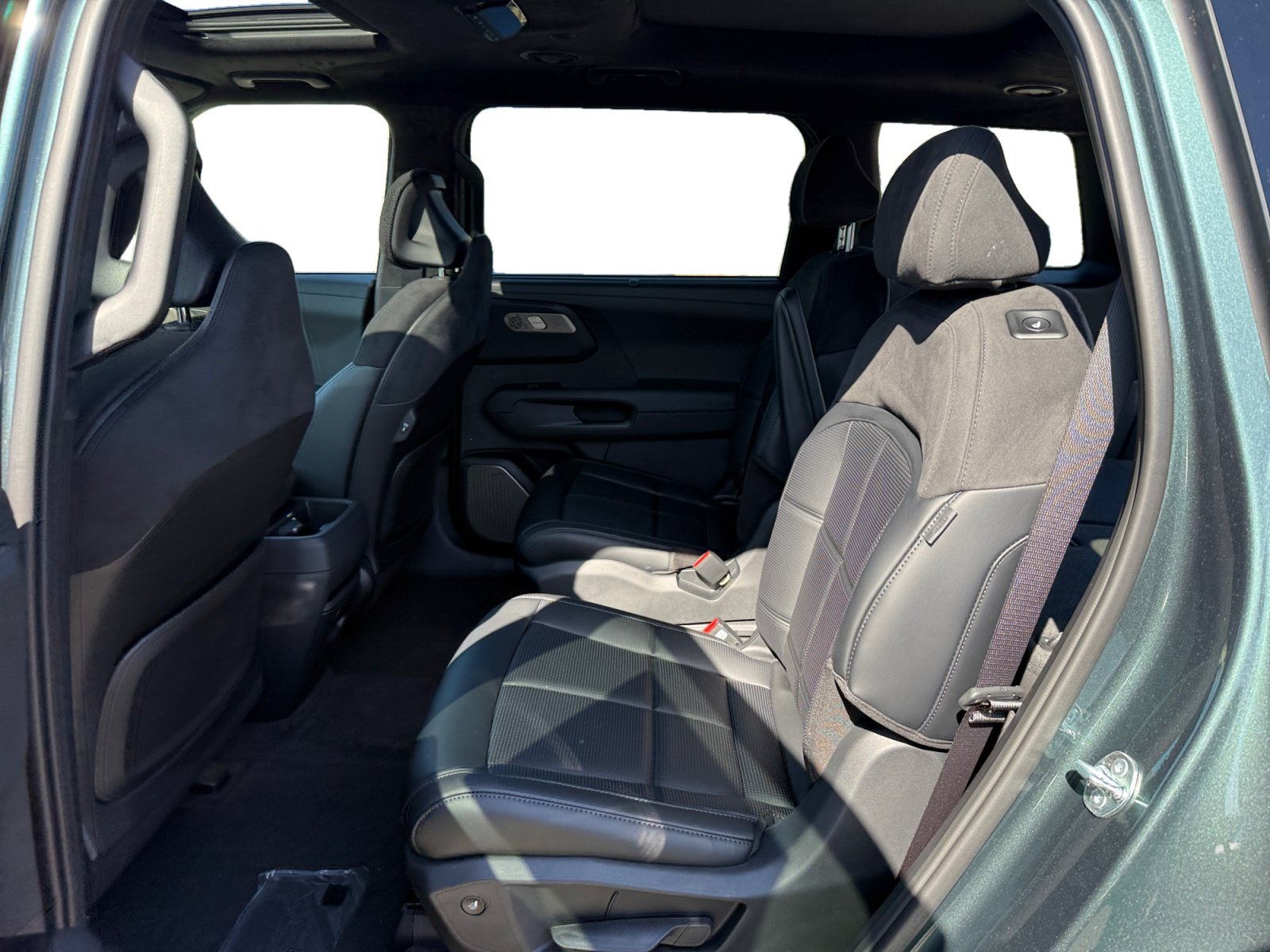 New 2027 Black Jade Green Kia SX-PRESTIGE image 16