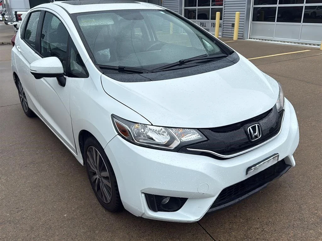 Used 2015  Honda EX image 1