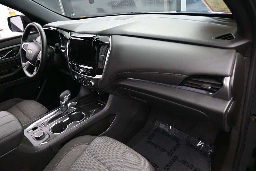 Used 2023 Mosaic Black Metallic Chevrolet LT image 45