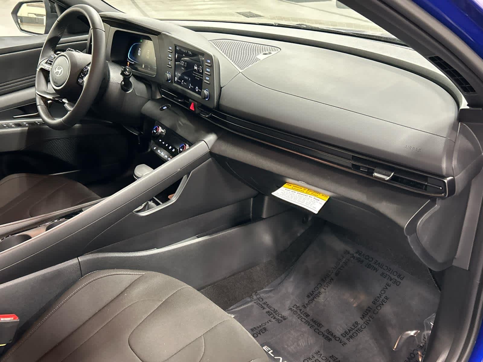 2026 Hyundai Elantra SEL - Photo 16
