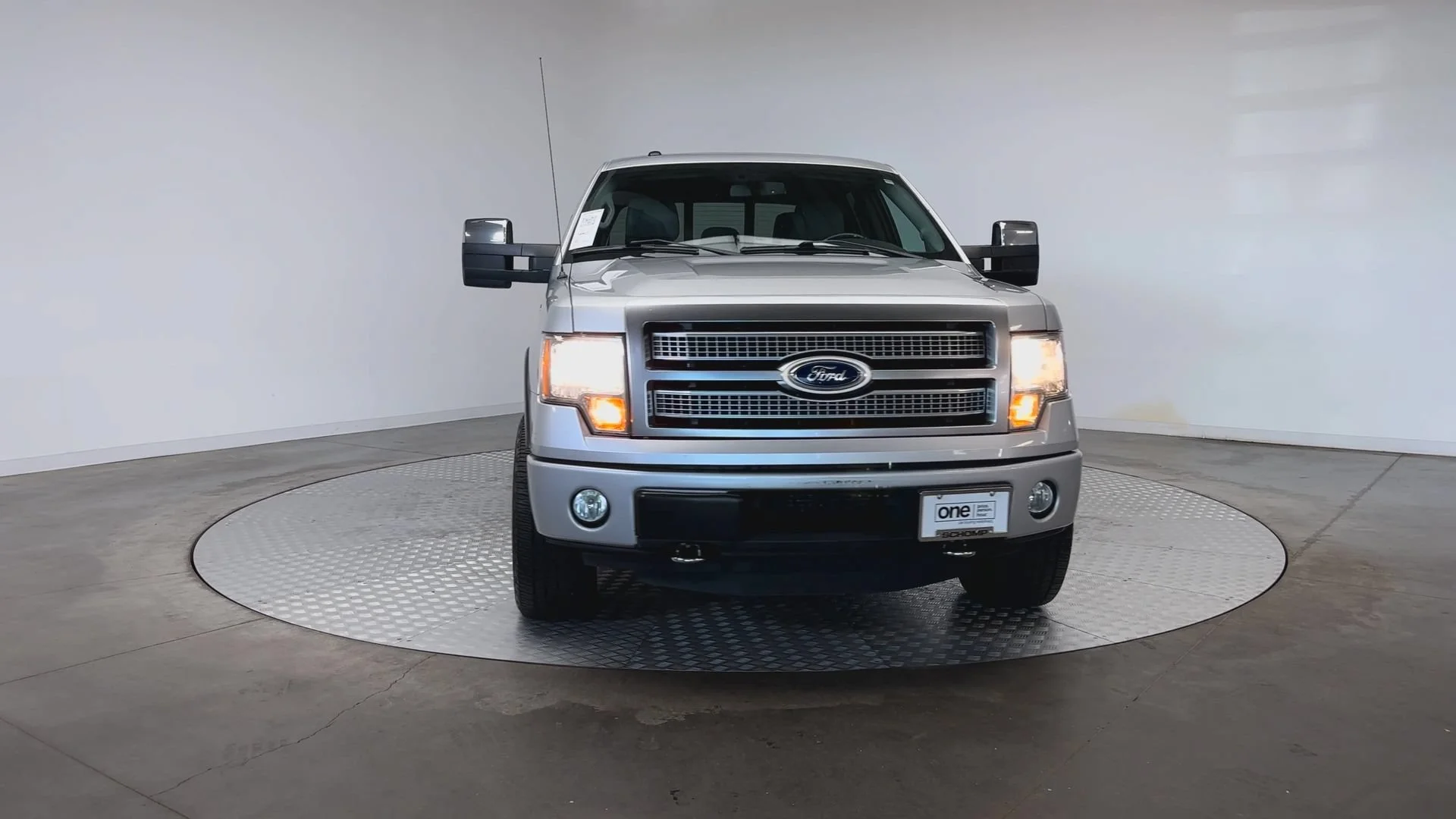 Used 2011 Ingot Silver Metallic Ford Platinum image 3