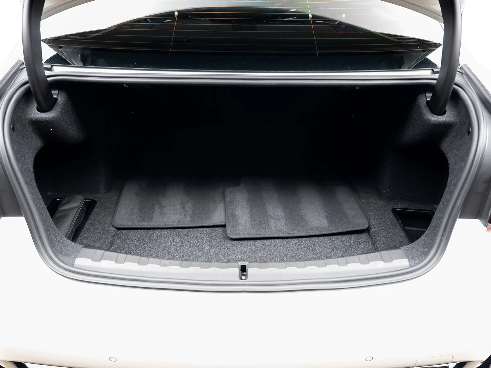 Used 2024 White BMW CS image 62
