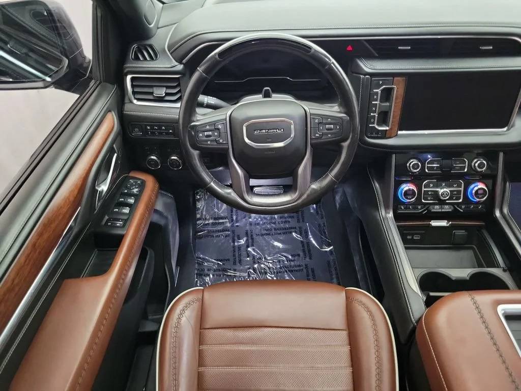 2023 GMC Yukon XL Denali Ultimate - Photo 13