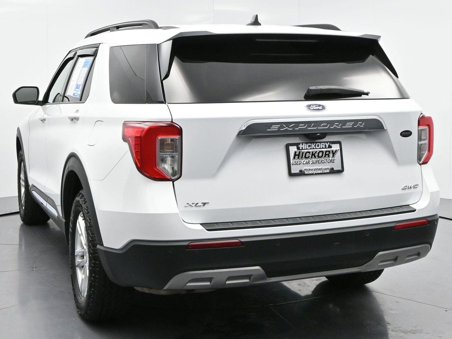 Used 2023 Oxford White Ford XLT image 5