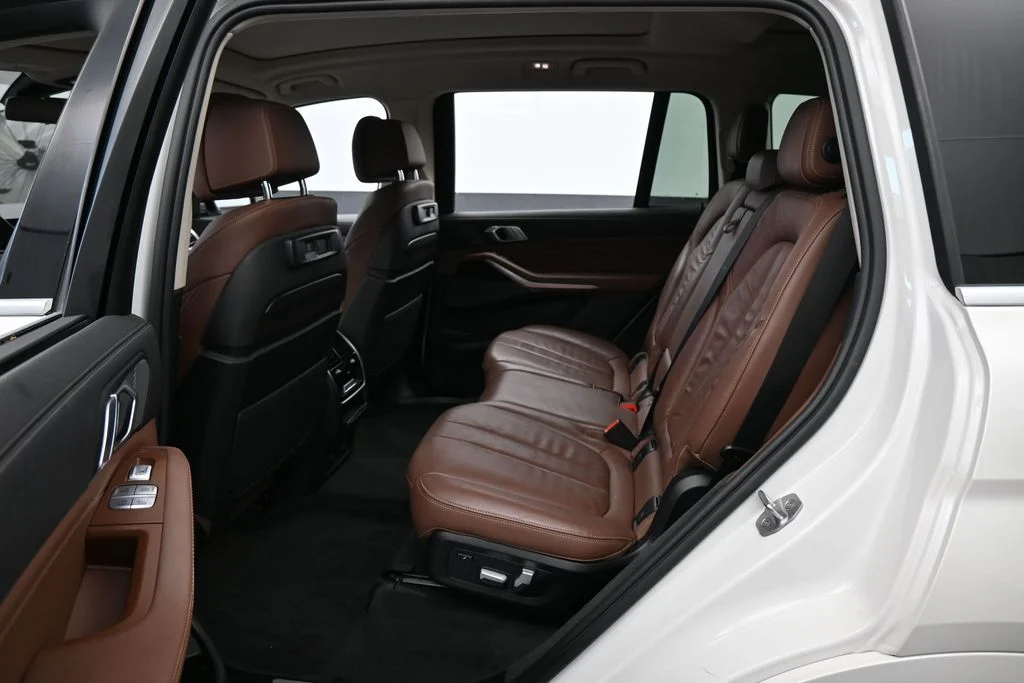 Used 2020 Mineral White Metallic BMW xDrive40i image 35