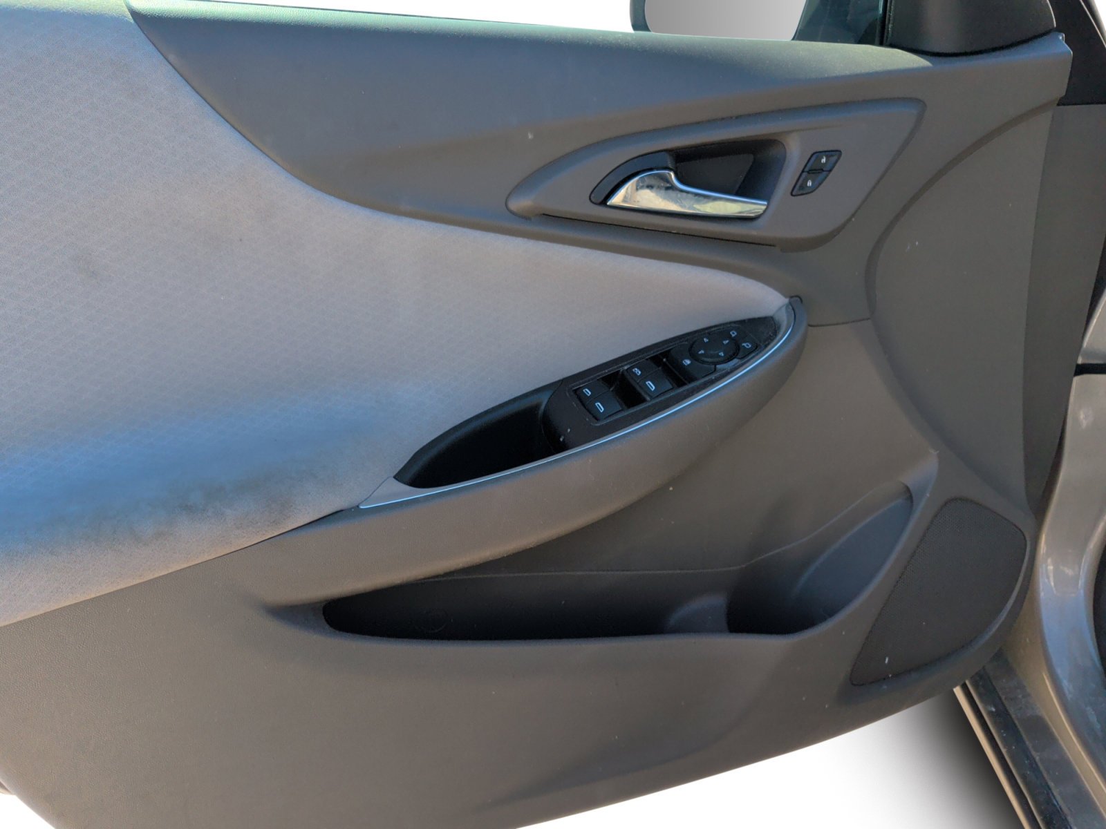 Used 2022 Mineral Gray Metallic Chevrolet LT image 9
