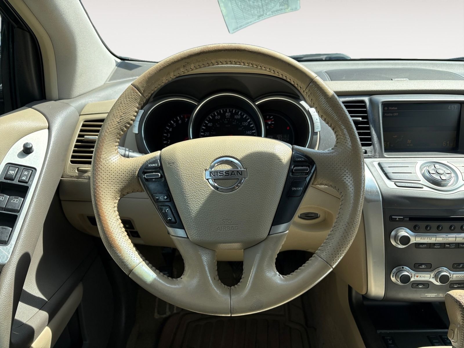 Used 2014 Brown Nissan SL image 12