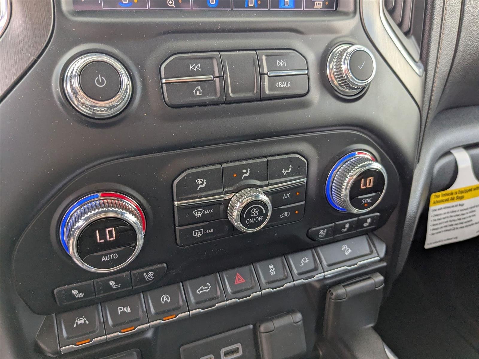 Used 2021 Summit White GMC AT4 image 23