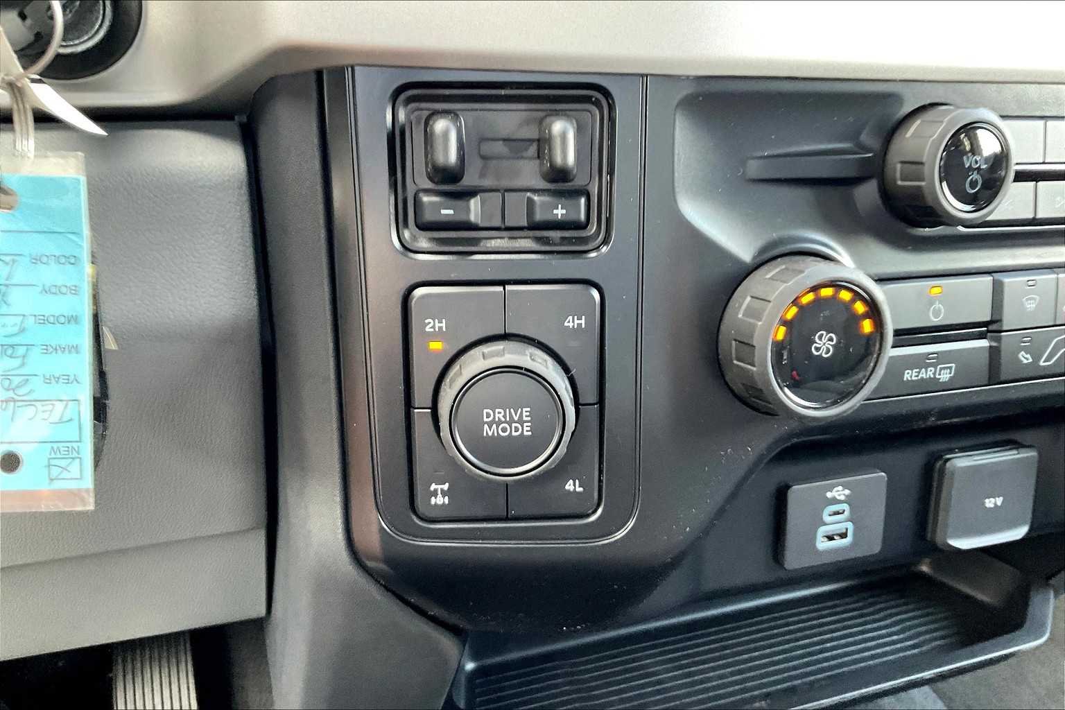 New 2026 Oxford White Ford F-350® XL image 17